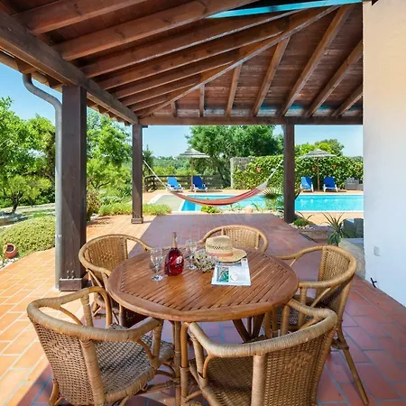 Monte Pardal W/ Heated Pool In Natural Park Villa